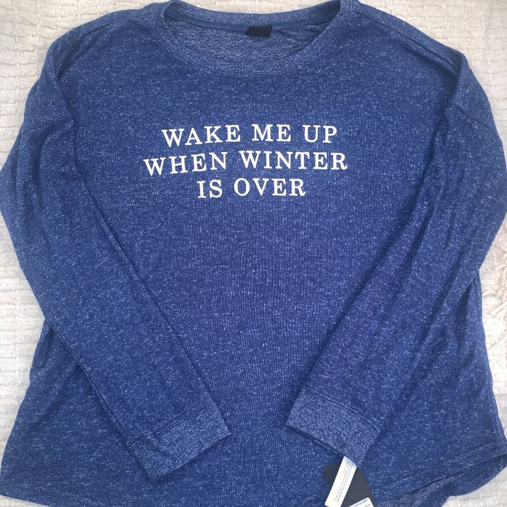 NWT OVERSIZED DENIM BLUE JUMPER SWEATSHIRT "WAKE ME UP WHEN WINTER IS OVER" M